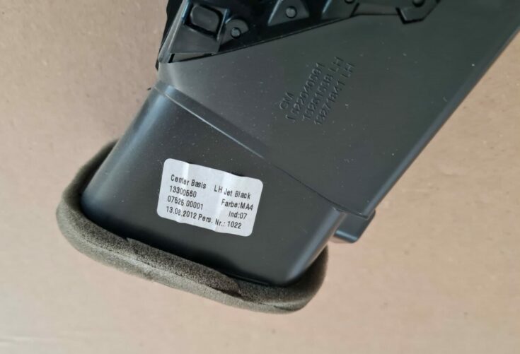 Mērinstrumentu paneļa gaisa vads, centrā priekš OPEL ASTRA J 2013
