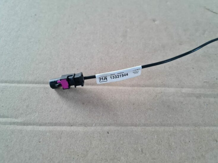 Jumta antena priekš OPEL ASTRA J 2013