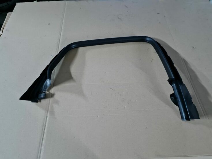 Durvju stikla moldings priekš OPEL ASTRA J 2013