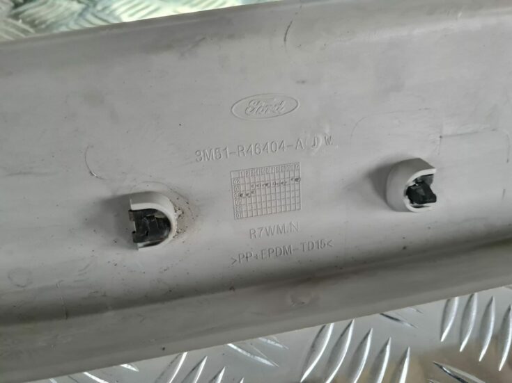 Bagāžnieka vāka apdare priekš FORD FOCUS C-MAX 2004