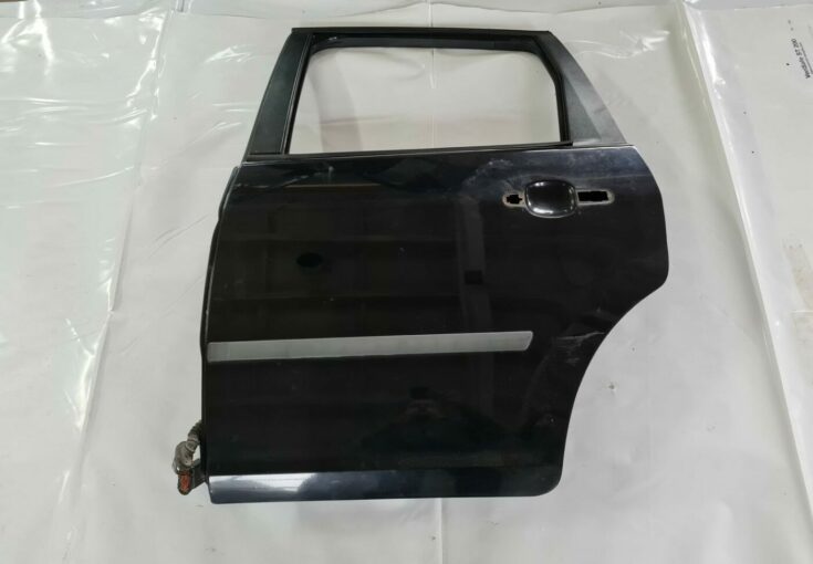 Aizmugurējās kreisās durvis priekš FORD FOCUS C-MAX 2004