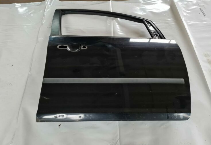 Priekšējās labās durvis priekš FORD FOCUS C-MAX 2004