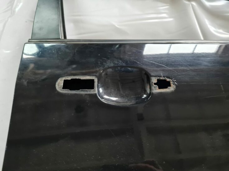 Priekšējās labās durvis priekš FORD FOCUS C-MAX 2004