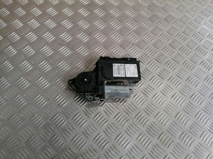 Elektrisko stiklu motors priekš AUDI A4 2008 AVANT