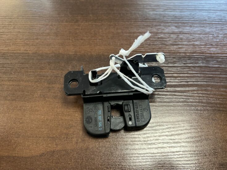 Bagāžnieka vāka slēdzene priekš VW TRANSPORTER T5 T6