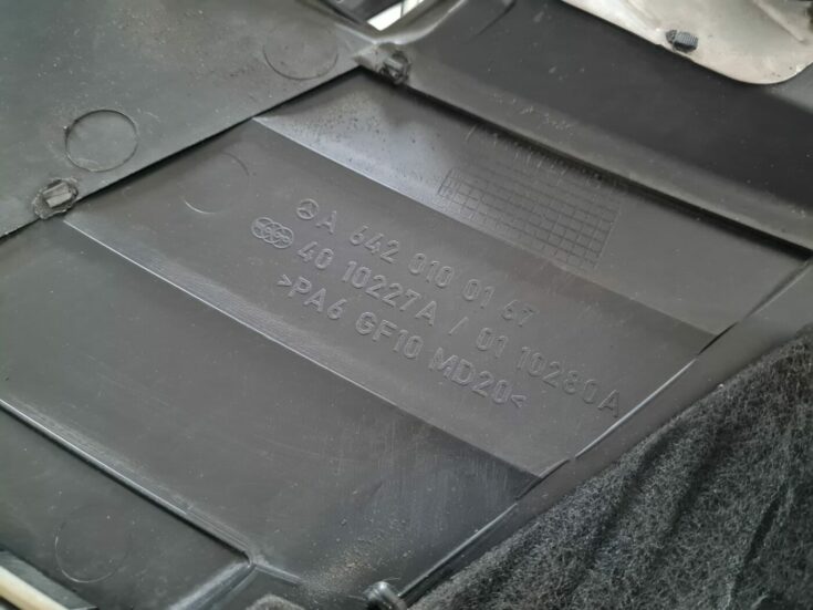 Dzinēja dekoratīvais vāks priekš MERCEDES BENZ ML320 2006 SILVER