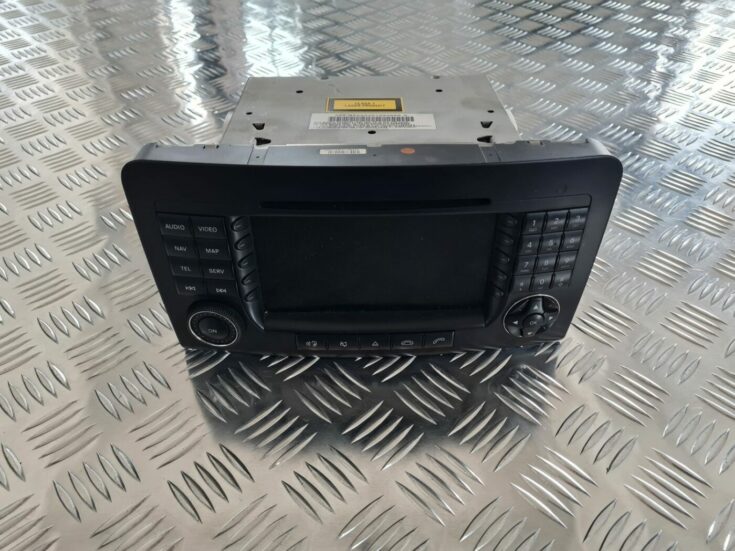 CD/DVD/Navigācijas bloks priekš MERCEDES BENZ ML320 2006 SILVER