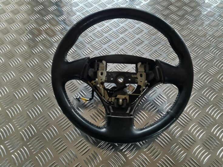 Stūre priekš TOYOTA COROLLA VERSO 2003