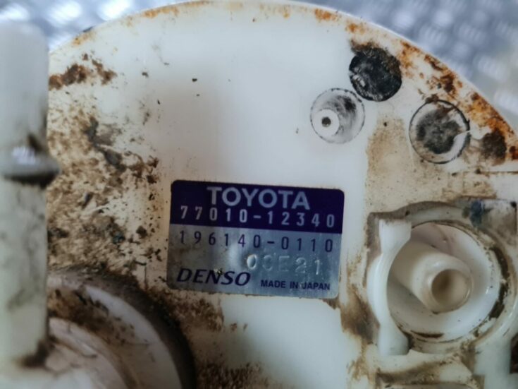 Degvielas tvertnes sūkņa līmeņa devējs priekš TOYOTA COROLLA VERSO 2003