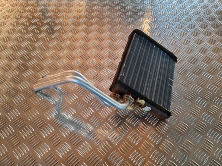 Apsildes sistēmas radiators priekš VOLVO V70 2002 ASHGOLD