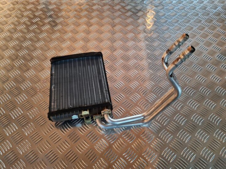 Apsildes sistēmas radiators priekš VOLVO V70 2002 ASHGOLD