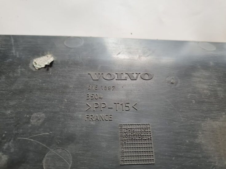 Ieplūdes gaisa deflektors/Difuzors priekš VOLVO V70 2002 ASHGOLD