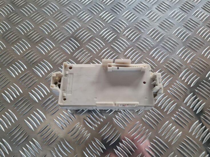 Drošinātāju bloks priekš MITSUBISHI LANCER 2006