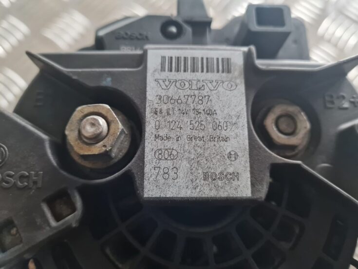 Ģenerators priekš VOLVO V70 2003 SILVER