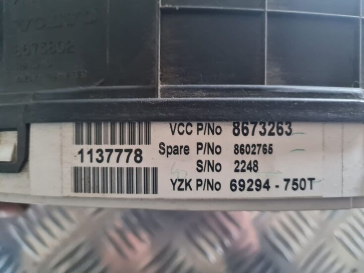 Spidometrs priekš VOLVO V70 2003 SILVER