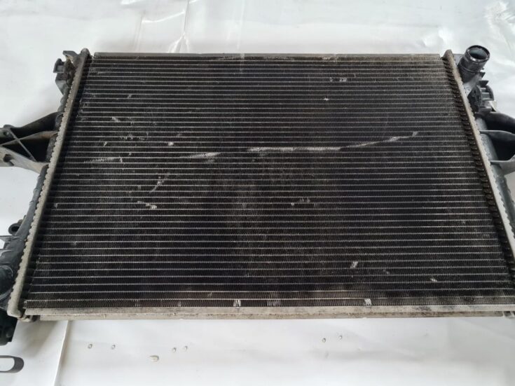 Dzesēšanas radiators priekš VOLVO V70 2003 SILVER 5