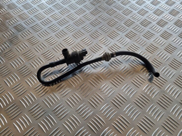 Degvielas tvertnes ventilācijas vārsts priekš VOLVO S60 2008