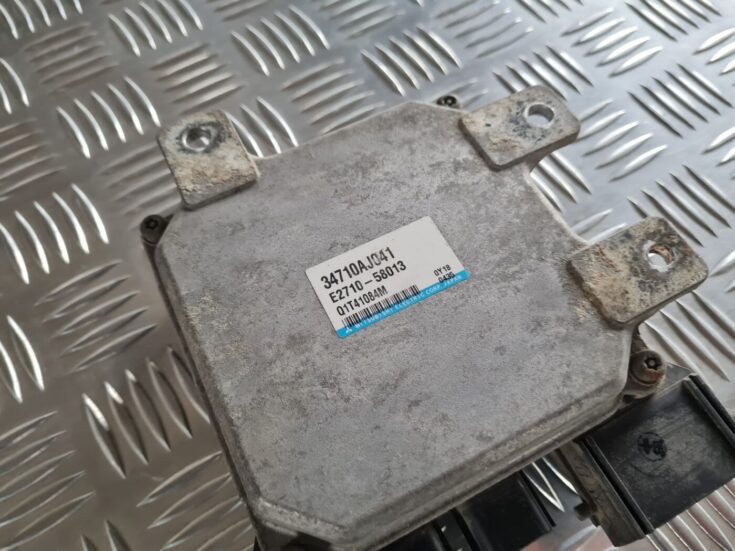 Stūres statnes vadības bloks priekš SUBARU LEGACY 2010