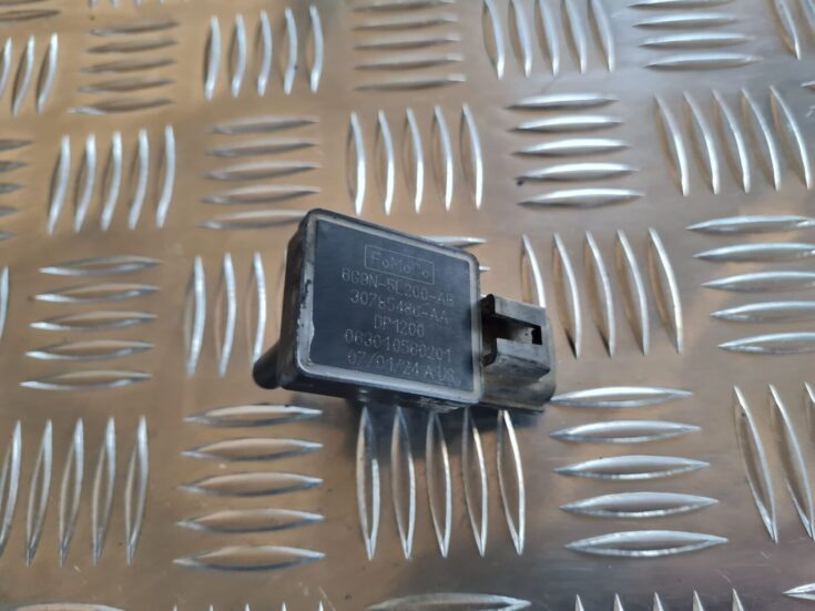 Izplūdes gāzu spiediena sensors priekš VOLVO V70 2006