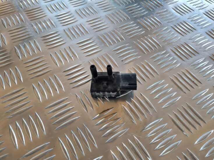 Izplūdes gāzu spiediena sensors priekš VOLVO V70 2006