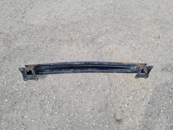 Aizmugurējā bufera pastiprinātājs priekš VW GOLF 5 2006