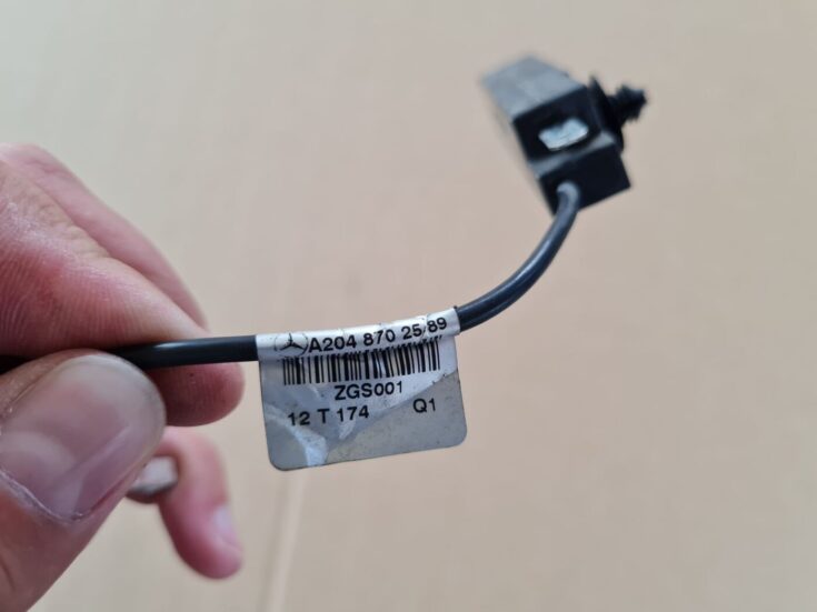 Antenas pastiprinātāja bloks priekš MERCEDES BENZ E250 W212 2014