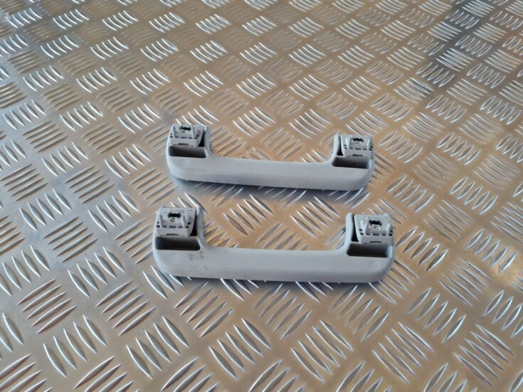Salona rokturis griestos priekš AUDI A6 2008
