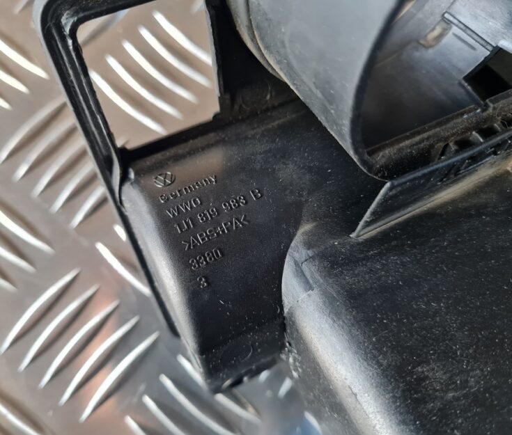 Mērinstrumentu paneļa gaisa vads, pa kreisi priekš VW GOLF IV 1999