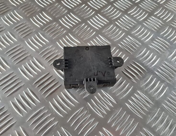 Priekšējo kreiso durvju vadības bloks priekš VOLVO S80 2007 Black