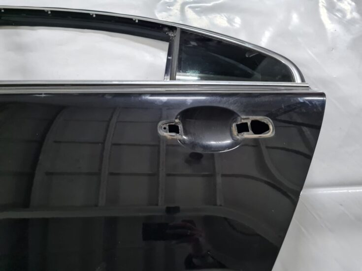 Aizmugurējās kreisās durvis priekš VOLVO S80 2007 Black