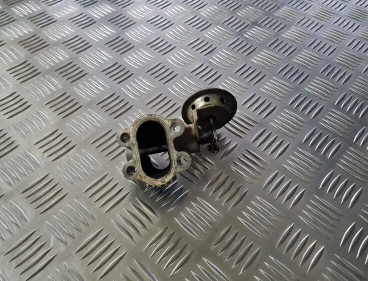 EGR vārsts priekš TOYOTA AVENSIS 2010