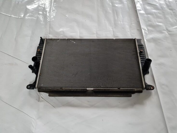 Dzesēšanas radiators priekš TOYOTA AVENSIS 2010