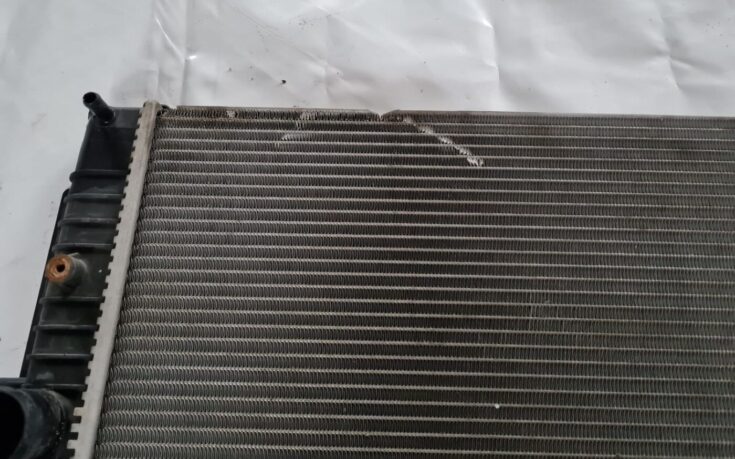 Dzesēšanas radiators priekš TOYOTA AVENSIS 2010