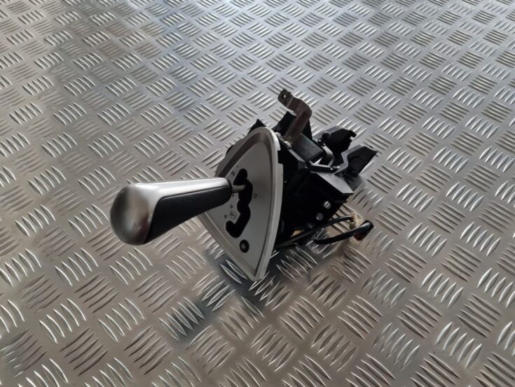 Ātrumu pārslēgšanas slēdzis priekš CITROEN C8 2005
