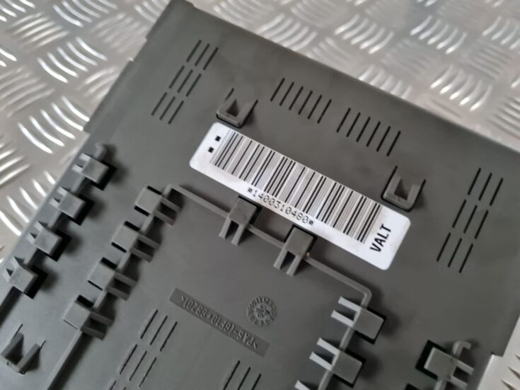 Drošinātāju bloks priekš CITROEN C8 2005