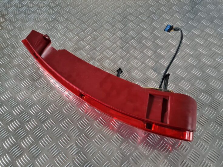 Aizmugurējais kreisais lukturis priekš CITROEN C8 2005