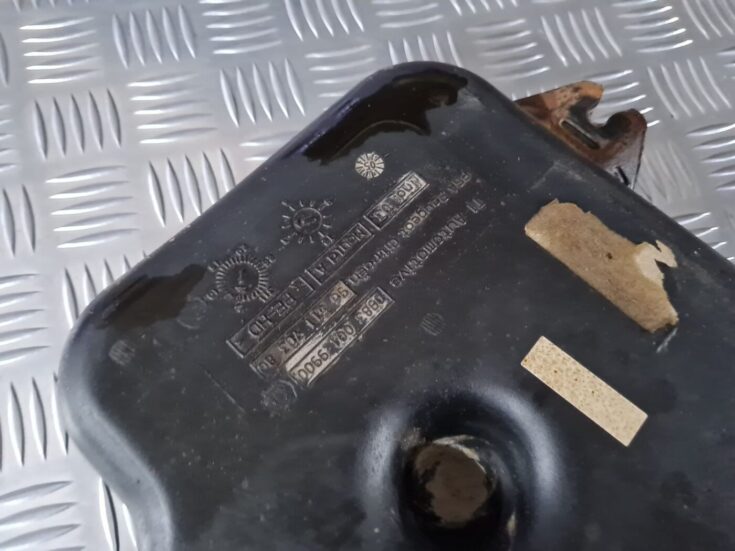 DPF/FAP šķidrās degvielas piedevas rezervuārs priekš CITROEN C8 2005