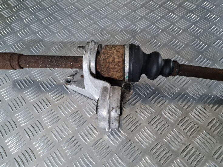 Pusass priekšēja labā priekš CITROEN C8 2005
