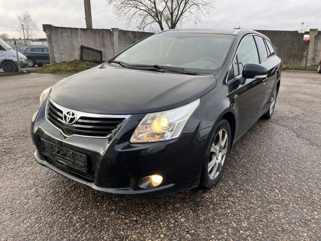 TOYOTA AVENSIS 2010 267