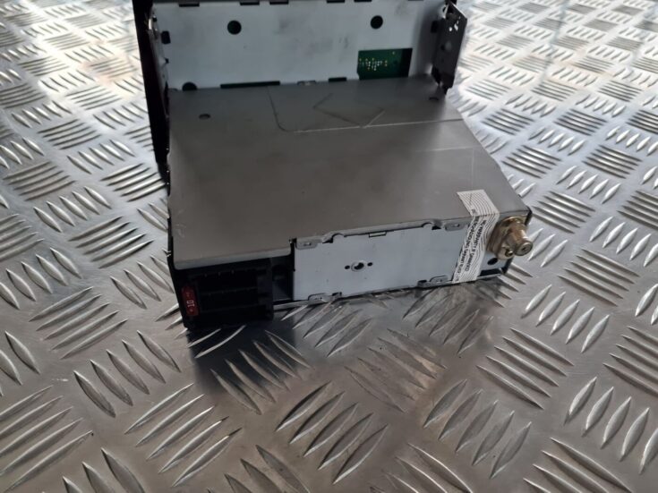 CD/DVD/Navigācijas bloks priekš OPEL VECTRA C 2002