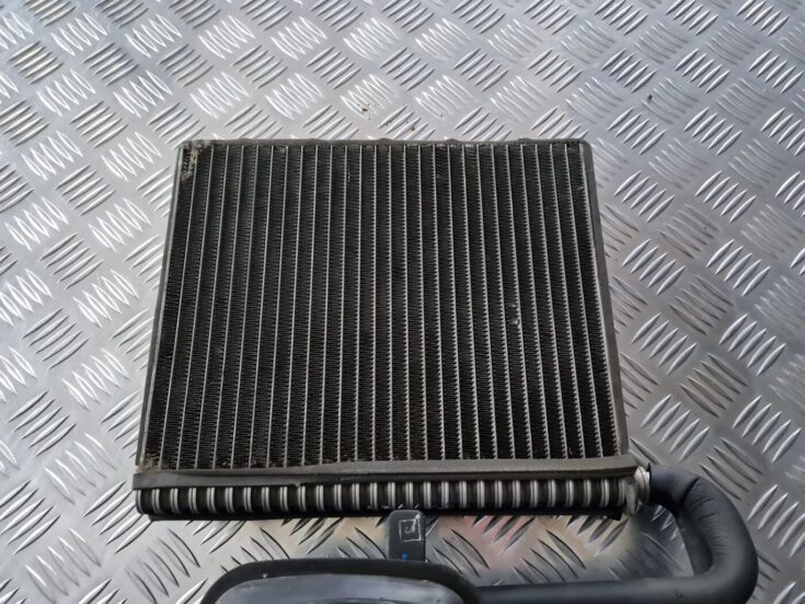 Gaisa kondicioniera radiators priekš OPEL VECTRA C 2002