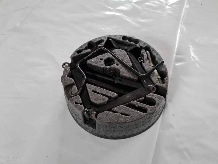Instrumentu komplekts priekš OPEL VECTRA C 2002
