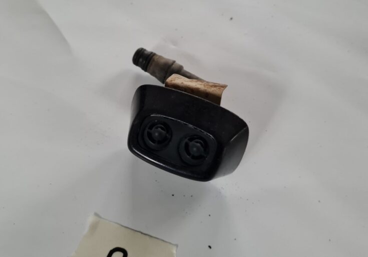 Lukturu mazgātāja sprausla priekš OPEL VECTRA C 2002
