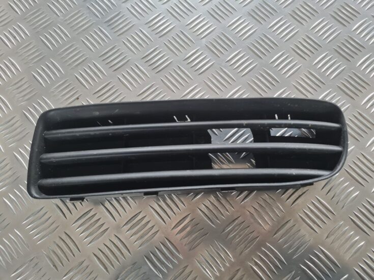 Miglas luktura reste, pa kreisi priekš SKODA OCTAVIA 2002