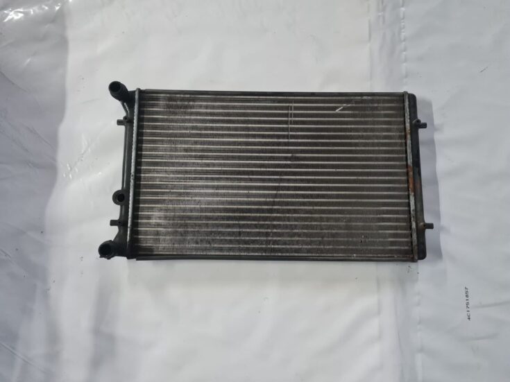 Dzesēšanas radiators priekš SKODA OCTAVIA 2002