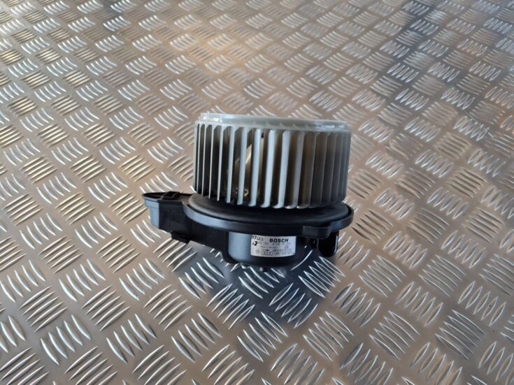 Salona ventilators priekš AUDI A6 1998