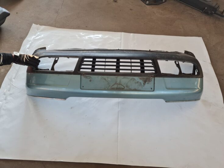 Priekšējais buferis priekš AUDI A6 1998