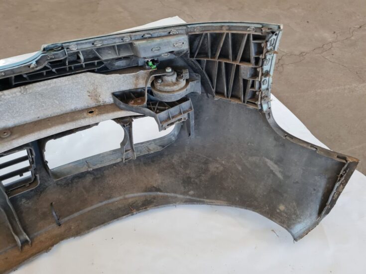 Priekšējais buferis priekš AUDI A6 1998