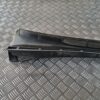 Vējstikla uzlikas (deflektora) režģis priekš AUDI 80 1991