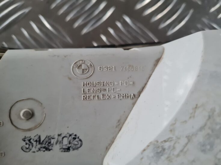 Miglas lukturis aizmugurē kreisā pusē priekš BMW 6 E63 645 2004